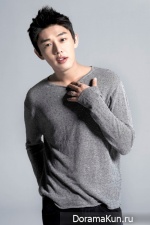 Yoo Ah In