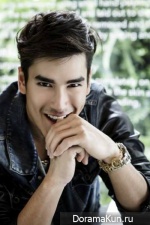 Nadech Kugimiya