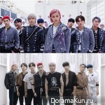 STRAY KIDS