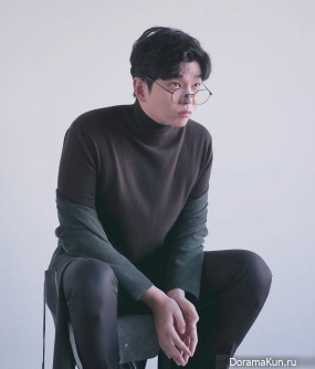 Yoon Kyoon Sang