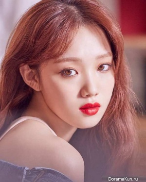 Lee Sung Kyung