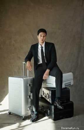 So Ji Sub