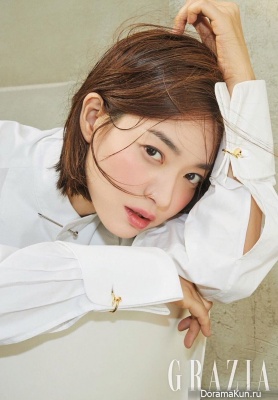 Shin Min Ah