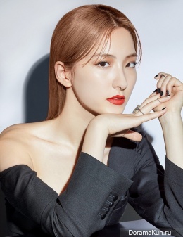 Son Eun Seo
