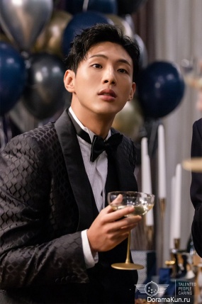 Kim Ji Soo