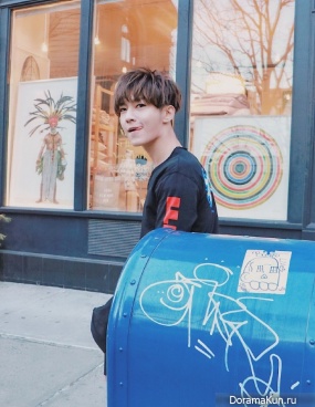 Aaron Yan