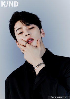 Cha Eun Woo