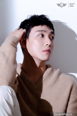 Lee Joon
