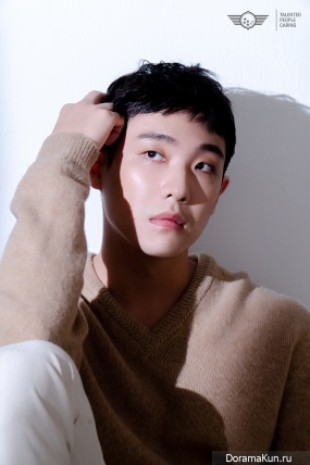 Lee Joon