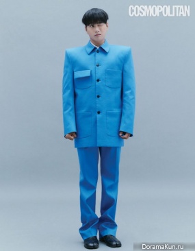Lee Yi Kyung