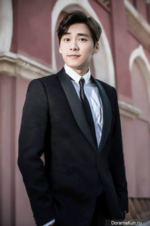 Li Yi Feng Li Yi Feng