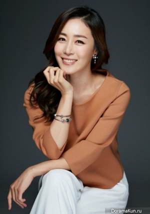 Moon Jung Hee Moon Jung Hee