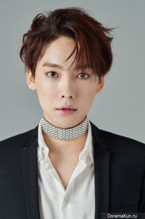 Jinwoo Jinwoo