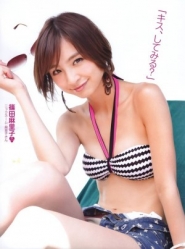 AKB48 для Friday