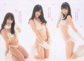 French Kiss (AKB48) для Weekly Playboy