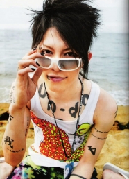 Miyavi для Arena 37c Сентябрь 2005