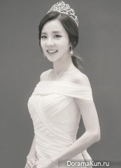 2NE1 (Dara) для YG Stage