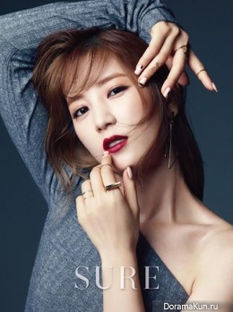 A Pink (Chorong) для SURE October 2015
