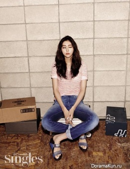 Uee (After School) для Singles March 2015