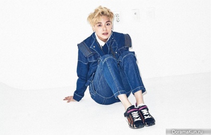 f(x) Amber для The Celebrity March 2015