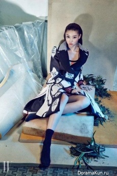 Bae Yoon Young, Ji Hyun Jung для W Korea March 2015