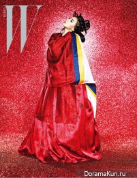 2NE1 (CL) для W Korea April 2015