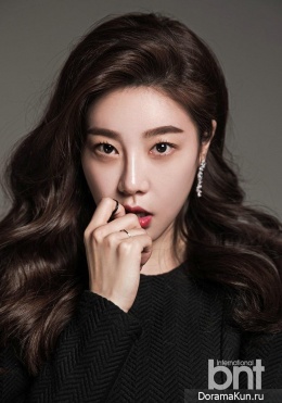 Girl’s Day (So Jin) для BNT International January 2015