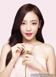 KARA (Goo Hara) для Coreana 2015