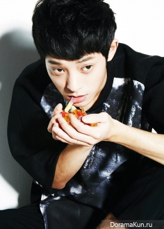 Jung Joon Young для IZE February 2015 Extra