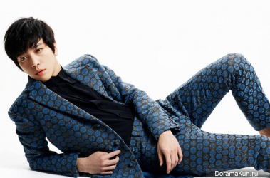 CN Blue (Jung Yong Hwa) для IZE Vol. 11