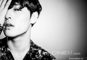 Kang Ha Neul для Cine21 Magazine No.994
