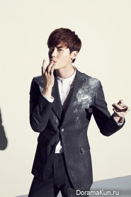 Lee Jong Suk для MVIO S/S 2015 Extra