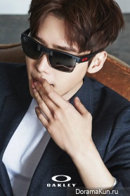 Lee Jong Suk для Oakley 2014 CF