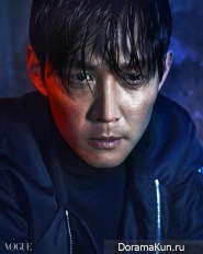 Lee Jung Jae для Vogue December 2014