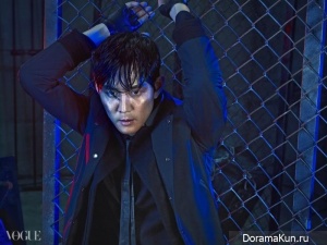Lee Jung Jae для Vogue December 2014