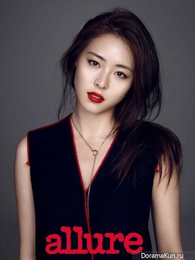 Lee Yeon Hee для Allure Korea November 2015