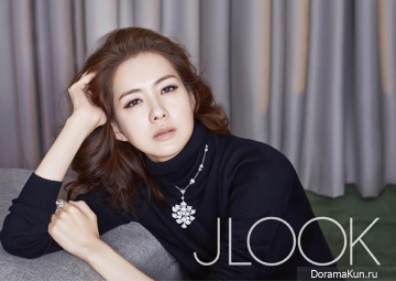 Lee Yo Won для J Look October 2015