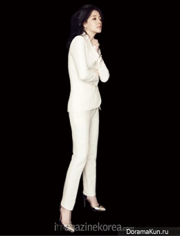 Lee Young Ae для Harper’s Bazaar January 2015 Extra