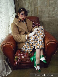 Bae Yoon Young, Song Kyung Ah для Vogue September 2015