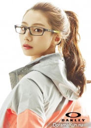 Park Soo Jin для Oakley 2014 CF