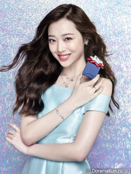 Sulli для Swarovski 2015 CF