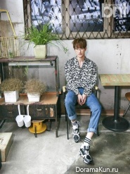 Super Junior (Zhou Mi) для BNT International August 2015