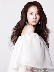 Dara (2NE1) для Elle March 2013 Extra