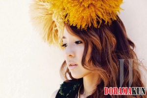 2NE1 для W Korea August 2012
