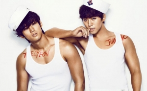 Taecyeon, Junho (2PM) для Cosmopolitan June 2012