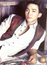 2PMs Junho для LOfficiel Hommes Korea July 2012