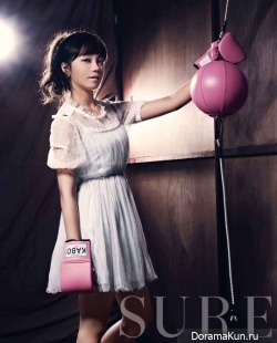 A Pink‘s Jung Eunji и др. для Sure September 2012
