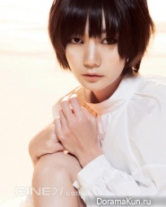Bae Doo Na для Cine21 No. 928