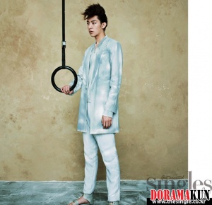 CN Blue's Lee Jung Shin для Singles May 2012 Extra