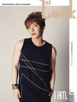 DBSKs Yunho, Super Juniors Leeteuk, SNSDs Seohyun, f(x)s Krystal для First Look Vol. 20